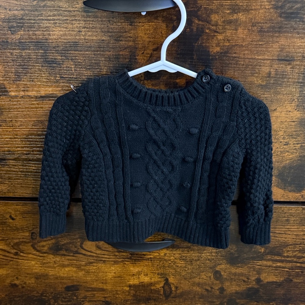 Gap Sweater